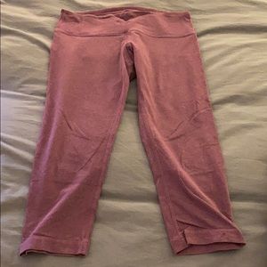 Lululmeon cropped yoga pants